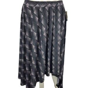 Catherines women's black and white skirt size 2X
